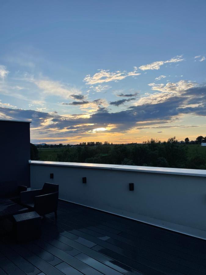Apartament Na Letniej Z Duzym Tarasem Z Widokiem Na Gory Kłodzko Esterno foto